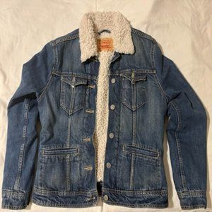 Levis Women's Sherpa Jean Jacket - Medium